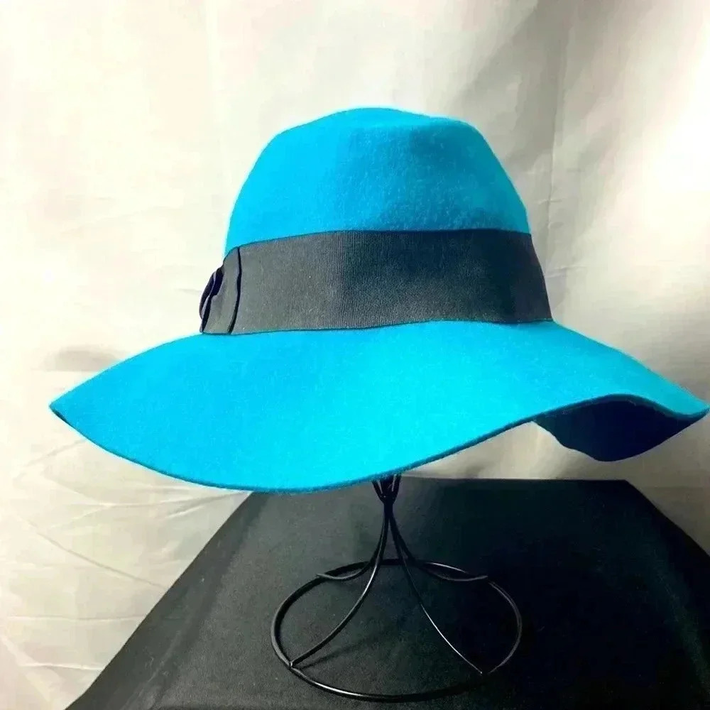 KIRNA ZANETE AT TARGET WOMENS TEAL 100% WOOL HAT BLACK RIBBON BAND ‎ CLEAN